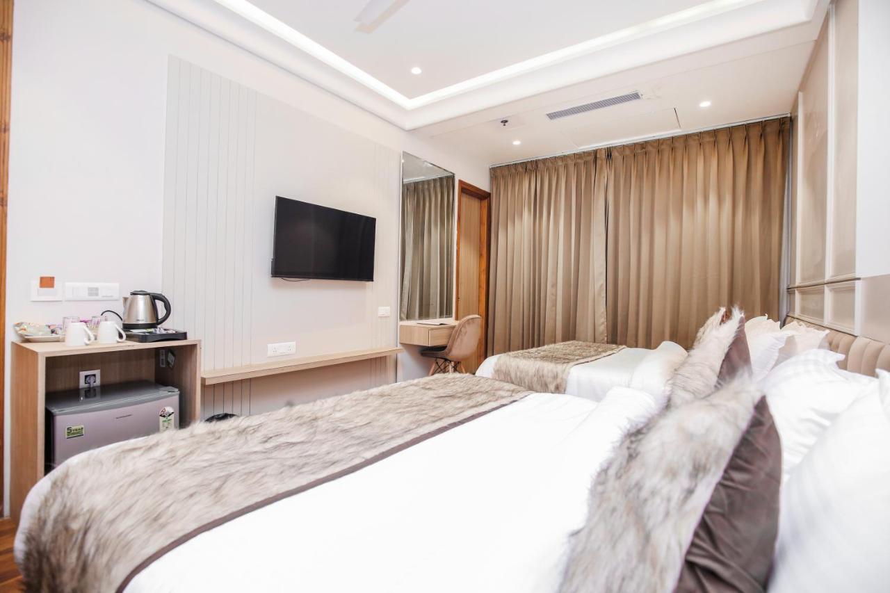 Hotel Euphoria Green Amritsar Bagian luar foto