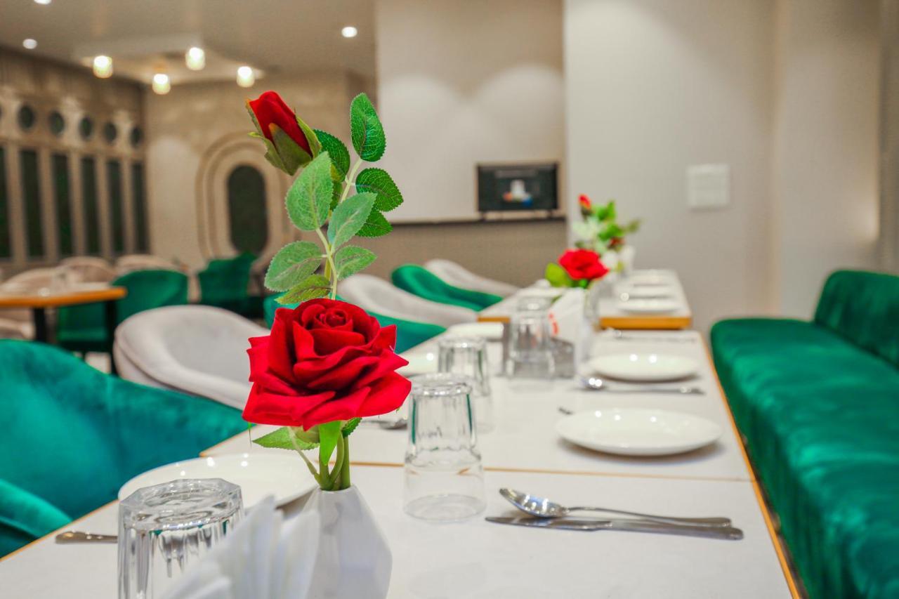 Hotel Euphoria Green Amritsar Bagian luar foto